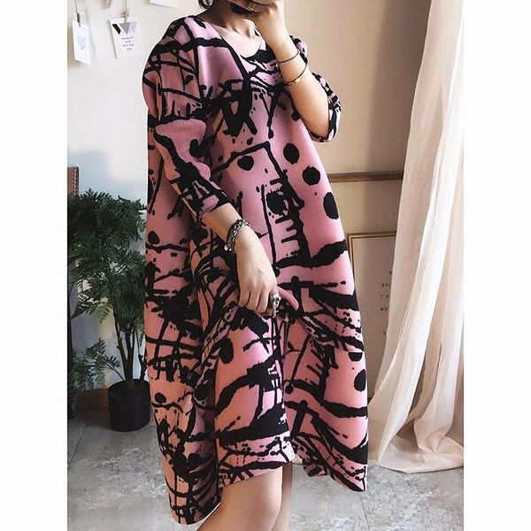 casual dresses changpleat women printed dress 2021 autumn miyak pleated vintage design loose long sleeve turtleneck female plus size, Black;gray
casual dresses changpleat women printed dress 2021 autumn miyak pleated vintage design loose long sleeve turtleneck female plus size, Black;gray