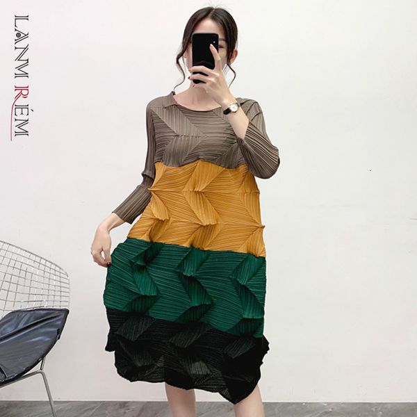 diamond pleated dress autumn and winter round neck contrast color long sleeve female pc104 210507, Black;gray
diamond pleated dress autumn and winter round neck contrast color long sleeve female pc104 210507, Black;gray