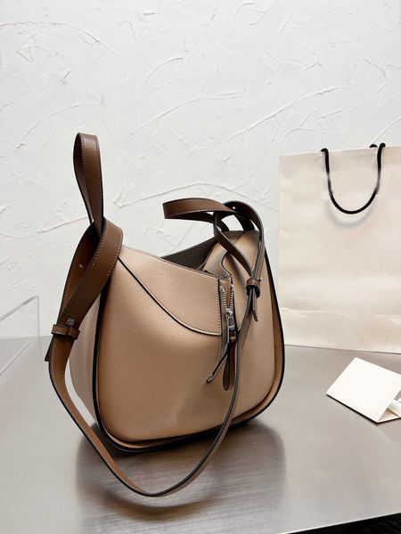 designer handhags vegetable basket bag genuine leather bucket bag litchi grain layer cowhide simple all-match women handbag
designer handhags vegetable basket bag genuine leather bucket bag litchi grain layer cowhide simple all-match women handbag