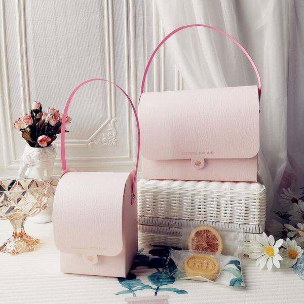 5pcs cake box small shoulder handle bag gift packaging color protable chocolate candy decor party pack with button wrap
5pcs cake box small shoulder handle bag gift packaging color protable chocolate candy decor party pack with button wrap