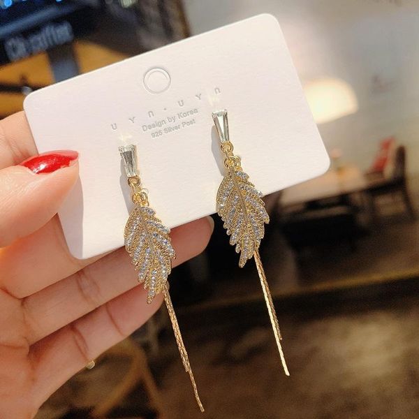 dangle & chandelier 2021 gold color leaves earrings for women creative metal simple drop tassel design female fashion jewelry gift, Silver 
dangle & chandelier 2021 gold color leaves earrings for women creative metal simple drop tassel design female fashion jewelry gift, Silver