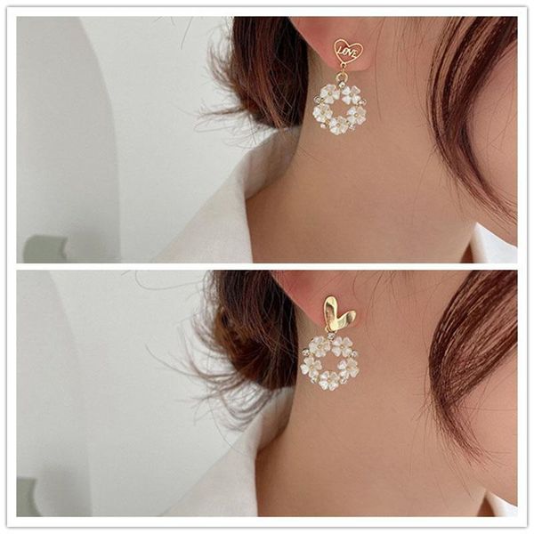 dangle & chandelier elegant and exquisite petal circle stud earrings for woman 2021 classic jewelry luxury party girl's unusual, Silver
dangle & chandelier elegant and exquisite petal circle stud earrings for woman 2021 classic jewelry luxury party girl's unusual, Silver