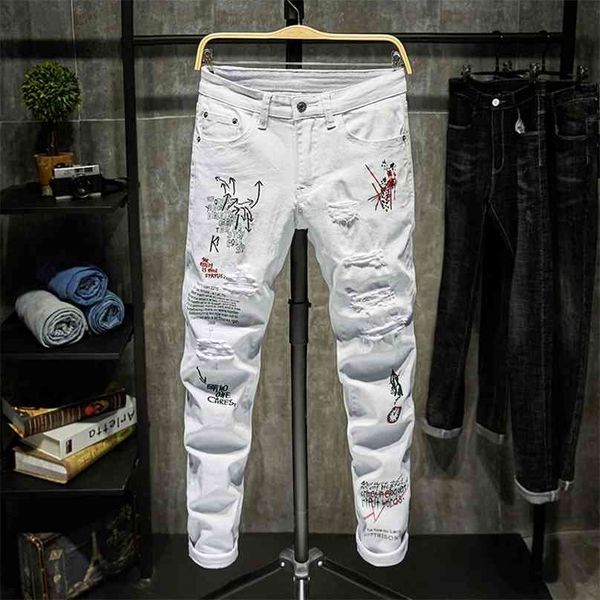 fashion trendy embroidery letters men college boys skinny runway zipper denim pants destroyed ripped jeans black white 210716, Blue
fashion trendy embroidery letters men college boys skinny runway zipper denim pants destroyed ripped jeans black white 210716, Blue