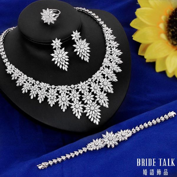 earrings & necklace bridetalk 4pcs bridal zirconia full jewelry sets for women party, luxury dubai nigeria cz crystal wedding, Silver
earrings & necklace bridetalk 4pcs bridal zirconia full jewelry sets for women party, luxury dubai nigeria cz crystal wedding, Silver