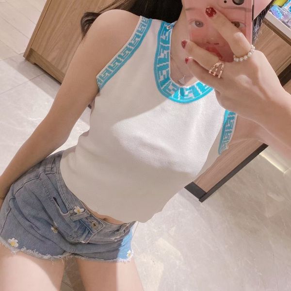 2021 summer new color contrast letter sleeveless vest women's ice silk slim fit short knitted suspender, White
2021 summer new color contrast letter sleeveless vest women's ice silk slim fit short knitted suspender, White