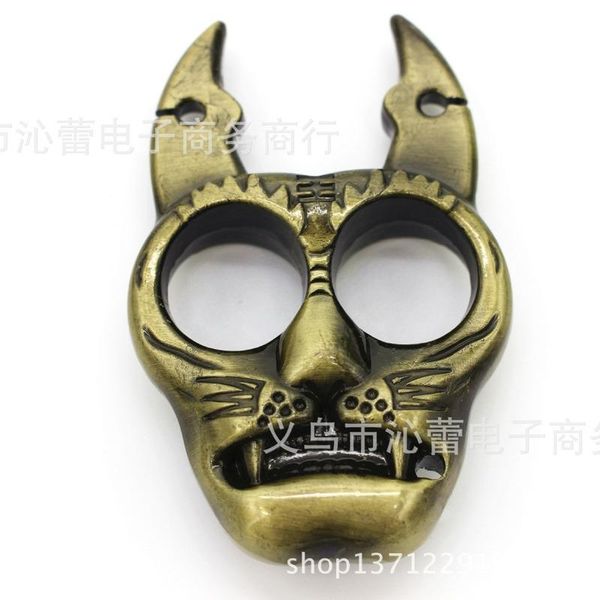 decorative objects & figurines tiger head keychain two-finger hand buckle finger alloy mini
decorative objects & figurines tiger head keychain two-finger hand buckle finger alloy mini