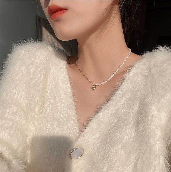 minimal design sense baroque fashion freshwater pearl necklace women asymmetrical splicing collarbone chain love pendant necklaces, Silver
minimal design sense baroque fashion freshwater pearl necklace women asymmetrical splicing collarbone chain love pendant necklaces, Silver