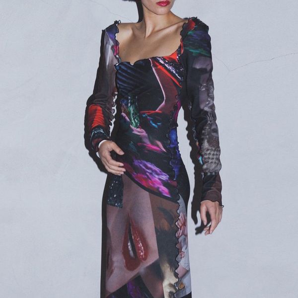 2021 new fashion irregular print retro temperament long sleeve dress, Black;gray
2021 new fashion irregular print retro temperament long sleeve dress, Black;gray