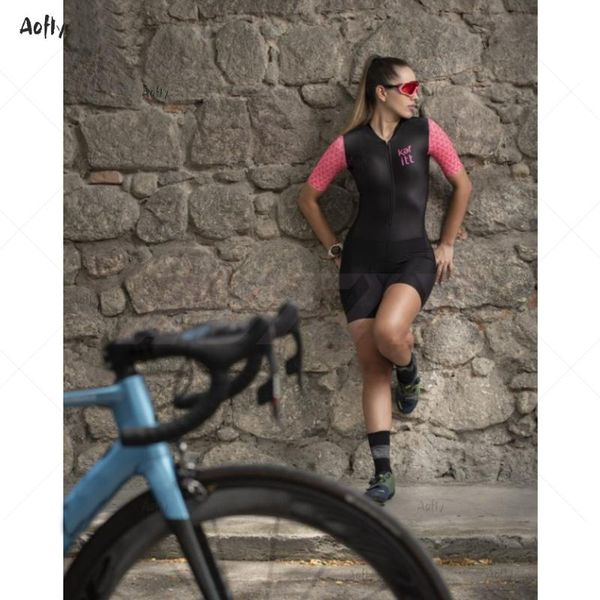 racing sets 2021 kafiwomen's black pink clothes cycling triathlon gel bicycle skinsuit conjunto feminino ciclismo jumpsuit kits, Black;blue
racing sets 2021 kafiwomen's black pink clothes cycling triathlon gel bicycle skinsuit conjunto feminino ciclismo jumpsuit kits, Black;blue