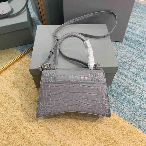 designer bags balenciga hourglass correct women luxurys leather women's bag one shoulder slant cross handbag alligator bag fashion smal
designer bags balenciga hourglass correct women luxurys leather women's bag one shoulder slant cross handbag alligator bag fashion smal