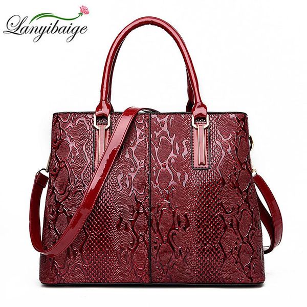 ladies handbags fashion one-shoulder diagonal stripes women casual atmosphere simple messenger shoulder bags
ladies handbags fashion one-shoulder diagonal stripes women casual atmosphere simple messenger shoulder bags