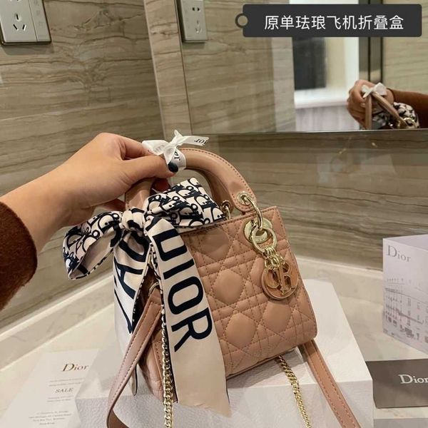 handbag d di ce 2021 casual and fashionable h-held slung sheepskin women's bag diamond princess bags factory outlet
handbag d di ce 2021 casual and fashionable h-held slung sheepskin women's bag diamond princess bags factory outlet