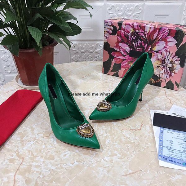 2021ss classic ms high-heeled selling style arrived shoes european station fashion matching spring and fall sales are size35-41, Red;white
2021ss classic ms high-heeled selling style arrived shoes european station fashion matching spring and fall sales are size35-41, Red;white