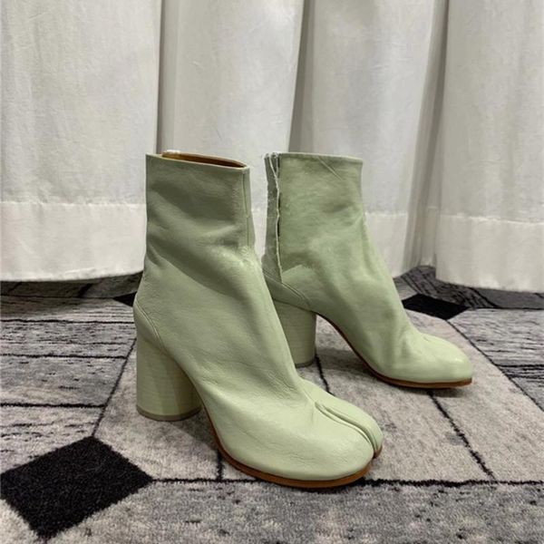 boots 2021 spring chunky round high heels shoes women split toe leather brand design winter ladies botas mujer, Black
boots 2021 spring chunky round high heels shoes women split toe leather brand design winter ladies botas mujer, Black