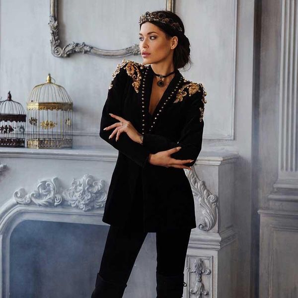 women's suits & blazers wholesale 2021 autumn and winter black long sleeve v-neck sequins luxury celebrity rompers blazers(h2677), White;black
women's suits & blazers wholesale 2021 autumn and winter black long sleeve v-neck sequins luxury celebrity rompers blazers(h2677), White;black