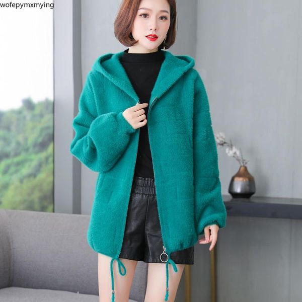 women's jackets luxury short cardigan autumn jacket with zipper casual warm faux fur quilted coats 2021 female clothes, Black;brown
women's jackets luxury short cardigan autumn jacket with zipper casual warm faux fur quilted coats 2021 female clothes, Black;brown