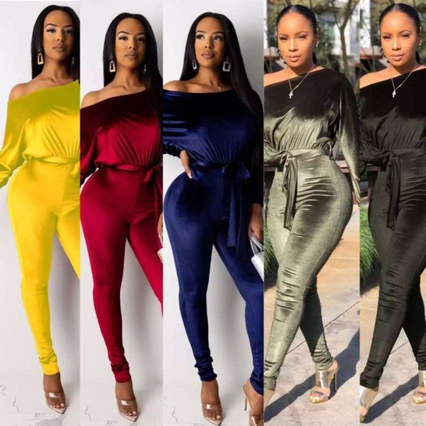 velvet elastic shoulder suit with belt jumpsuit women's solid two piece set 8921, Black;white
velvet elastic shoulder suit with belt jumpsuit women's solid two piece set 8921, Black;white