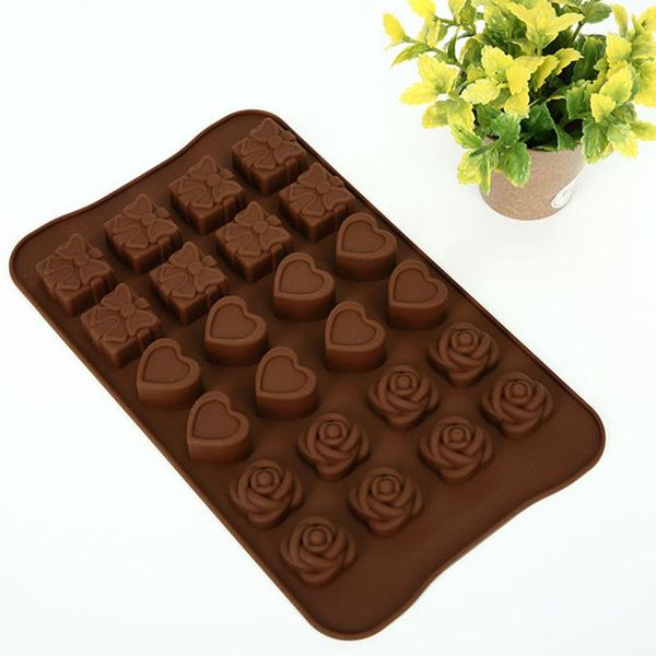 cake tools 1pcs silicone chocolate mold 3 style of flowers shape fondant cookies decorating
cake tools 1pcs silicone chocolate mold 3 style of flowers shape fondant cookies decorating