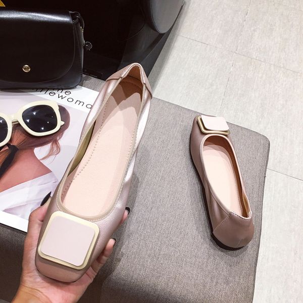 2021 Fashion Flats for Women Boat Shoes Brand Women Flats Soft Slip on Casual Shoes A1929
2021 Fashion Flats for Women Boat Shoes Brand Women Flats Soft Slip on Casual Shoes A1929
