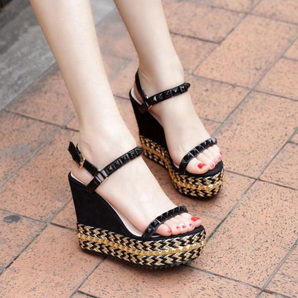 dress shoes 2021 fashion small size high heel sandals wedges rivets hand-woven muffin waterproof platform women 31-33, Black
dress shoes 2021 fashion small size high heel sandals wedges rivets hand-woven muffin waterproof platform women 31-33, Black