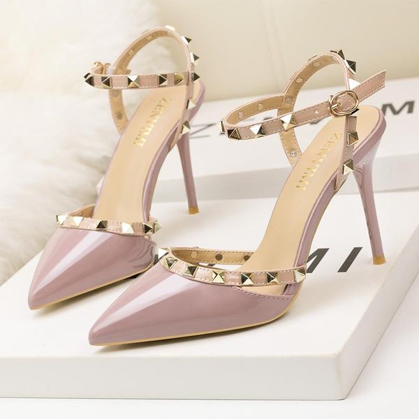 dress shoes slim heel studded t-strap 4" heels pointed toe slingbacks date party wedding nightclub red black rivet women
dress shoes slim heel studded t-strap 4" heels pointed toe slingbacks date party wedding nightclub red black rivet women