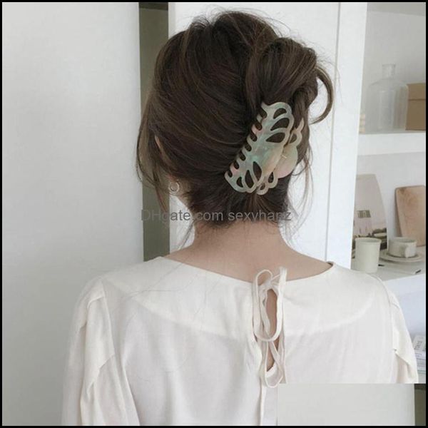 clamps hair jewelry yamog hollow out crown shaped scrunchies korean acetic acid mti color large claw clips women shower wash ponytail hairpi, Slivery;golden
clamps hair jewelry yamog hollow out crown shaped scrunchies korean acetic acid mti color large claw clips women shower wash ponytail hairpi, Slivery;golden