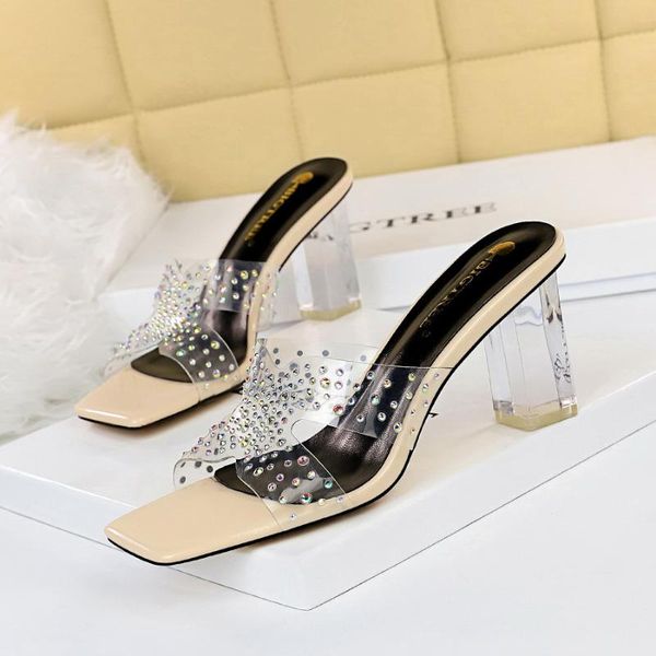 slippers 2021 summer women fashion square open toe concise pvc rhinestones decoration mid heel beach mules size 34-40, Black
slippers 2021 summer women fashion square open toe concise pvc rhinestones decoration mid heel beach mules size 34-40, Black
