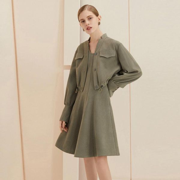 casual dresses ll the winter 2021 ladies small plover case waist dress 120400 c7103 two-piece design, Black;gray
casual dresses ll the winter 2021 ladies small plover case waist dress 120400 c7103 two-piece design, Black;gray