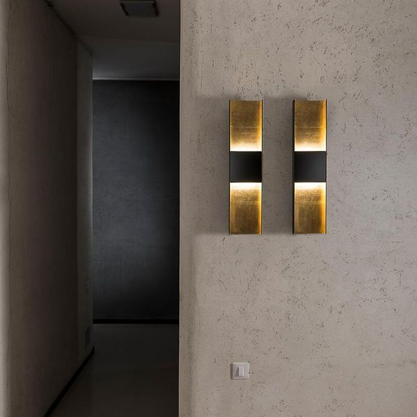 post-modern wall lamp light luxury modern minimalist living room background milan designer model lamps
post-modern wall lamp light luxury modern minimalist living room background milan designer model lamps
