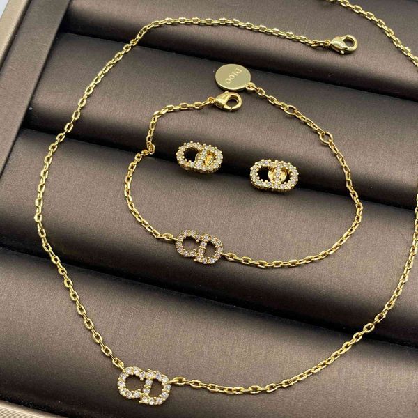 classic suit branded signature full diamond inlaid with versatile net red same necklace bracelet earrings female, White
classic suit branded signature full diamond inlaid with versatile net red same necklace bracelet earrings female, White