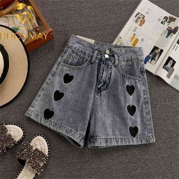 summer retro women shorts high waist wide legs jean female loose love heart embroidered denim mujer 210520, White;black
summer retro women shorts high waist wide legs jean female loose love heart embroidered denim mujer 210520, White;black