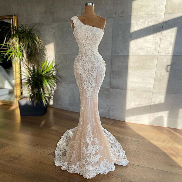one shoulder mermaid wedding dress 2022 robes de mariée lace appliques plus size bridal gowns vestidos de novia, White
one shoulder mermaid wedding dress 2022 robes de mariée lace appliques plus size bridal gowns vestidos de novia, White