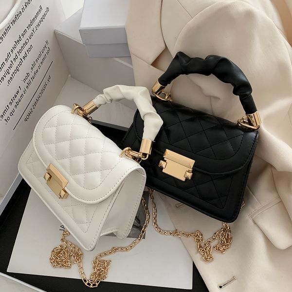 summer small fresh bag women's new korean version versatile one shoulder messenger fashion chain handbag
summer small fresh bag women's new korean version versatile one shoulder messenger fashion chain handbag
