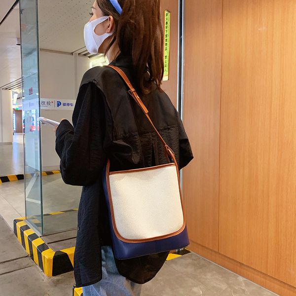 hbp white tote package splicing canvas bucket bag female summer large capacity bags latest women purse shoulder messenger purses
hbp white tote package splicing canvas bucket bag female summer large capacity bags latest women purse shoulder messenger purses