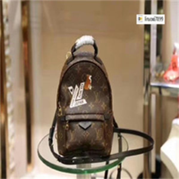 rolling brand designer bag luxury vv8n softsided fashion function bags backpack m41562 women messenger fashion backpacks luggage business ba
rolling brand designer bag luxury vv8n softsided fashion function bags backpack m41562 women messenger fashion backpacks luggage business ba