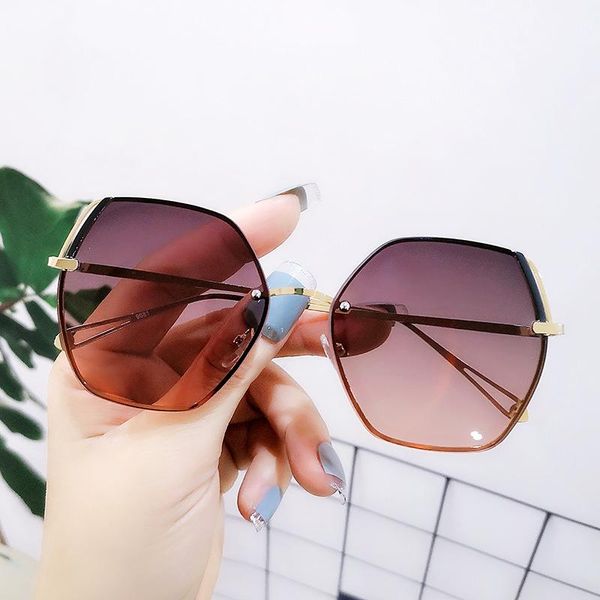 sunglasses oloey elegant trimming women rimless large square retro metal eyewear female trendy fashion sun glasses uv400 gafas, White;black
sunglasses oloey elegant trimming women rimless large square retro metal eyewear female trendy fashion sun glasses uv400 gafas, White;black