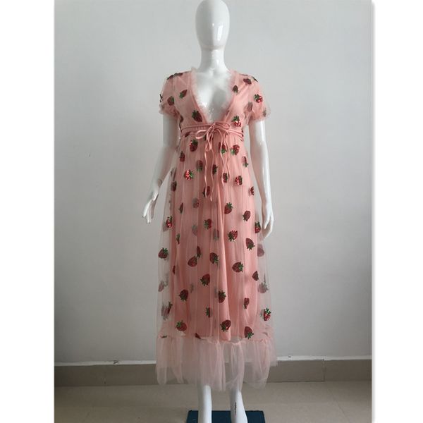 2021sweet stberry sequined embroidery cascading ruffle maxi dress women summer v-neck puff sleeve bow pink tulle mesh long dress, Black;gray
2021sweet stberry sequined embroidery cascading ruffle maxi dress women summer v-neck puff sleeve bow pink tulle mesh long dress, Black;gray