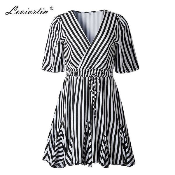 leviortin short sleeve striped print dress summer v-neck boho beach dresses women casual a-line mini party dress vestidos 210527, Black;gray
leviortin short sleeve striped print dress summer v-neck boho beach dresses women casual a-line mini party dress vestidos 210527, Black;gray