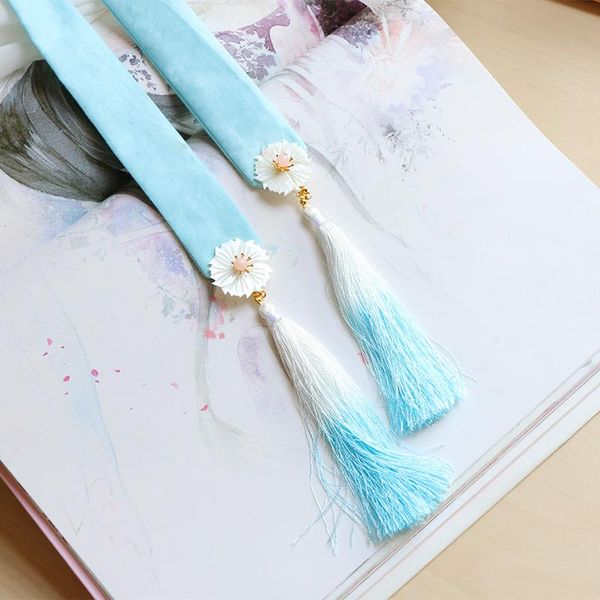 party masks hanfu costume literary restoring ancient ways is pure and fresh gradient tassel hair with rope ribbon tire
party masks hanfu costume literary restoring ancient ways is pure and fresh gradient tassel hair with rope ribbon tire
