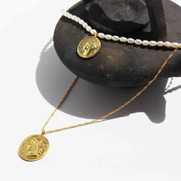 retro vintage french elegant frhwater pearl embossed portrait necklace female micro-inlaid zircon clavicle chain tide 347, Silver
retro vintage french elegant frhwater pearl embossed portrait necklace female micro-inlaid zircon clavicle chain tide 347, Silver