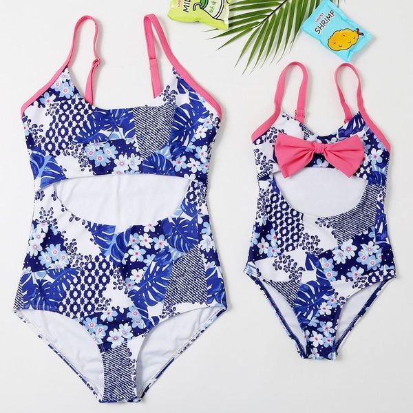 one-piece suits 2021 mom daughter swimsuit one piece swimwear girls blue floral bathing suit parent-child beachwear baby bow triangle bikini
one-piece suits 2021 mom daughter swimsuit one piece swimwear girls blue floral bathing suit parent-child beachwear baby bow triangle bikini