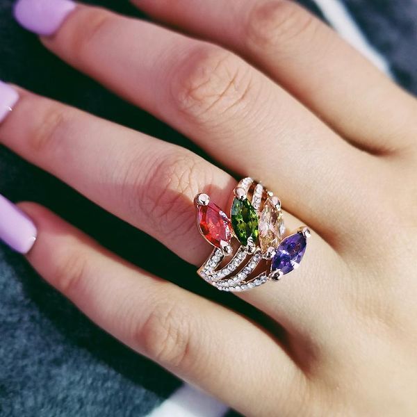 cluster rings 2021 fashion exaggerated multi colors finger for women o engagement wedding luxury men jewelry r612, Golden;silver
cluster rings 2021 fashion exaggerated multi colors finger for women o engagement wedding luxury men jewelry r612, Golden;silver