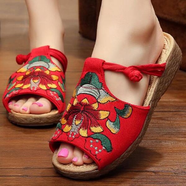 slippers fashion breathable women's embroidery sandals shoes summer waterproof wedge beach femme non-slip platform sy69, Black
slippers fashion breathable women's embroidery sandals shoes summer waterproof wedge beach femme non-slip platform sy69, Black