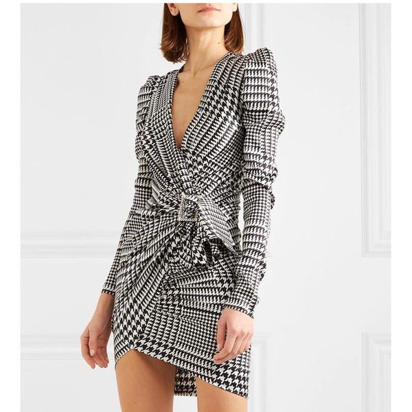 casual dresses 2021 autumn elegant women dress bandage bodycon party ol office v neck long sleeve slim asymmetrical plaid vestido, Black;gray
casual dresses 2021 autumn elegant women dress bandage bodycon party ol office v neck long sleeve slim asymmetrical plaid vestido, Black;gray