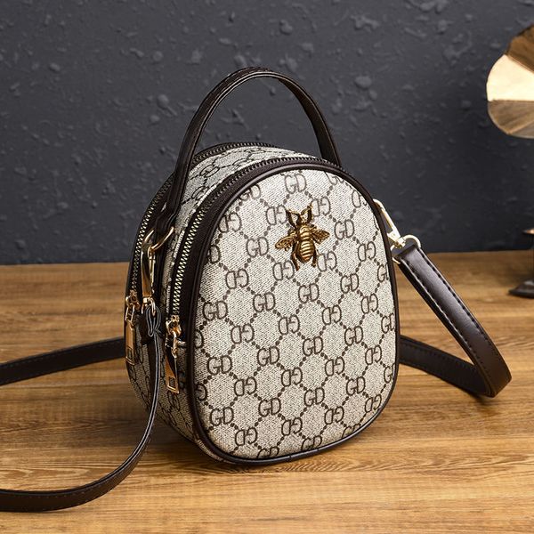 handbag small bag women's new mini versatile single shoulder bag diagonal handbag
handbag small bag women's new mini versatile single shoulder bag diagonal handbag