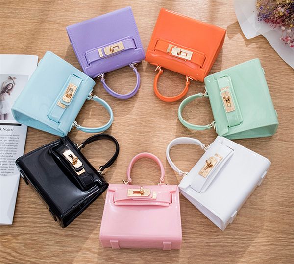 Designers Duffel Bags 45CM 55CM luxury large capacity travel sale High quality women men Genuine Leather shoulder Fashion bag carry rivets with lock head cb, Sky blue
Designers Duffel Bags 45CM 55CM luxury large capacity travel sale High quality women men Genuine Leather shoulder Fashion bag carry rivets with lock head cb, Sky blue