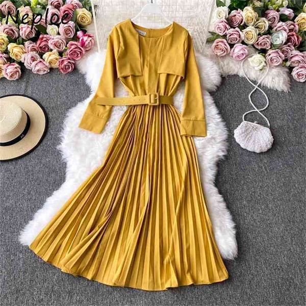 korean elegant belt slim waist women dress long sleeve square collar dresses pleated a-line vestidos 210422, Black;gray
korean elegant belt slim waist women dress long sleeve square collar dresses pleated a-line vestidos 210422, Black;gray