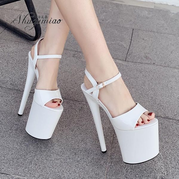 shuzumiao sandals women 2021 fish toe black white super high heels model t station 20cm stage catwalk shoes
shuzumiao sandals women 2021 fish toe black white super high heels model t station 20cm stage catwalk shoes
