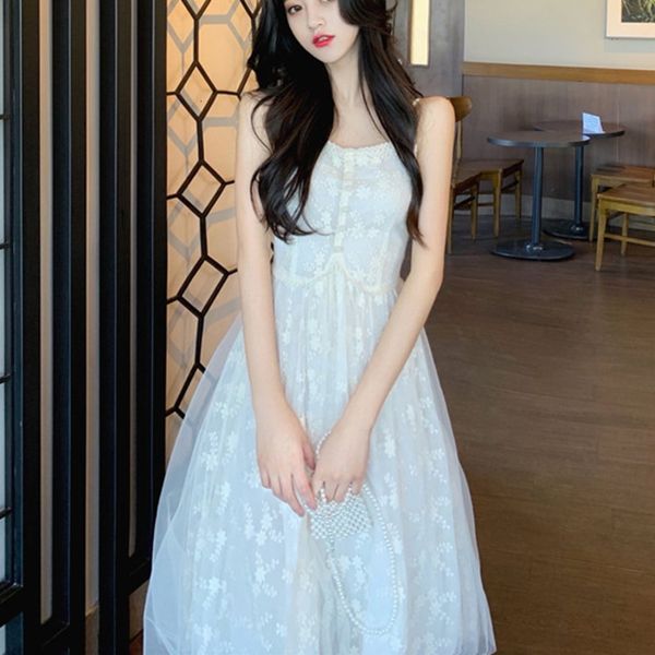 casual dresses 2021 summer korean sleeveless vintage midi es women floral design elegant mesh beach long party vestidos 1276, Black;gray
casual dresses 2021 summer korean sleeveless vintage midi es women floral design elegant mesh beach long party vestidos 1276, Black;gray