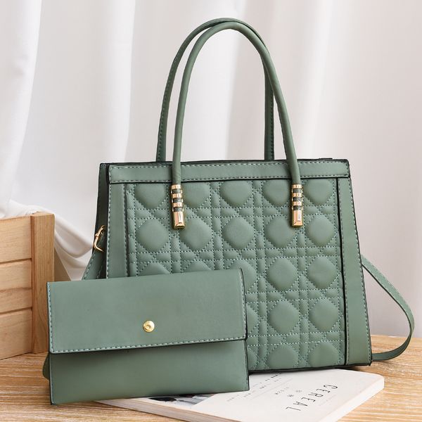 fashion casual women's bags 2021 embroidered bag large-capacity korean shoulder summer the new and messenger version spring of handbags
fashion casual women's bags 2021 embroidered bag large-capacity korean shoulder summer the new and messenger version spring of handbags